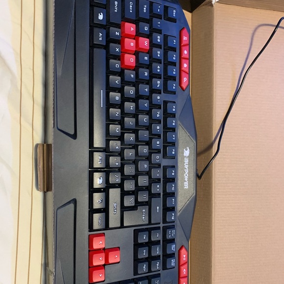 ipower Gaming keyboard
model ibp ares e1 - Picture 1 of 4